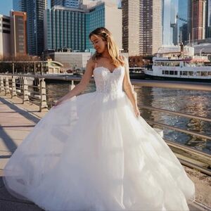 🤍 Stella York Lace & Tulle A-Line Wedding Gown – Si